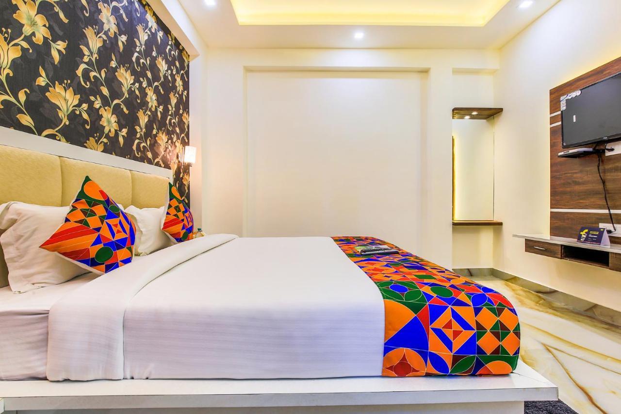 Fabhotel Star Of Taj Restobar Fatehabad Road Агра Экстерьер фото